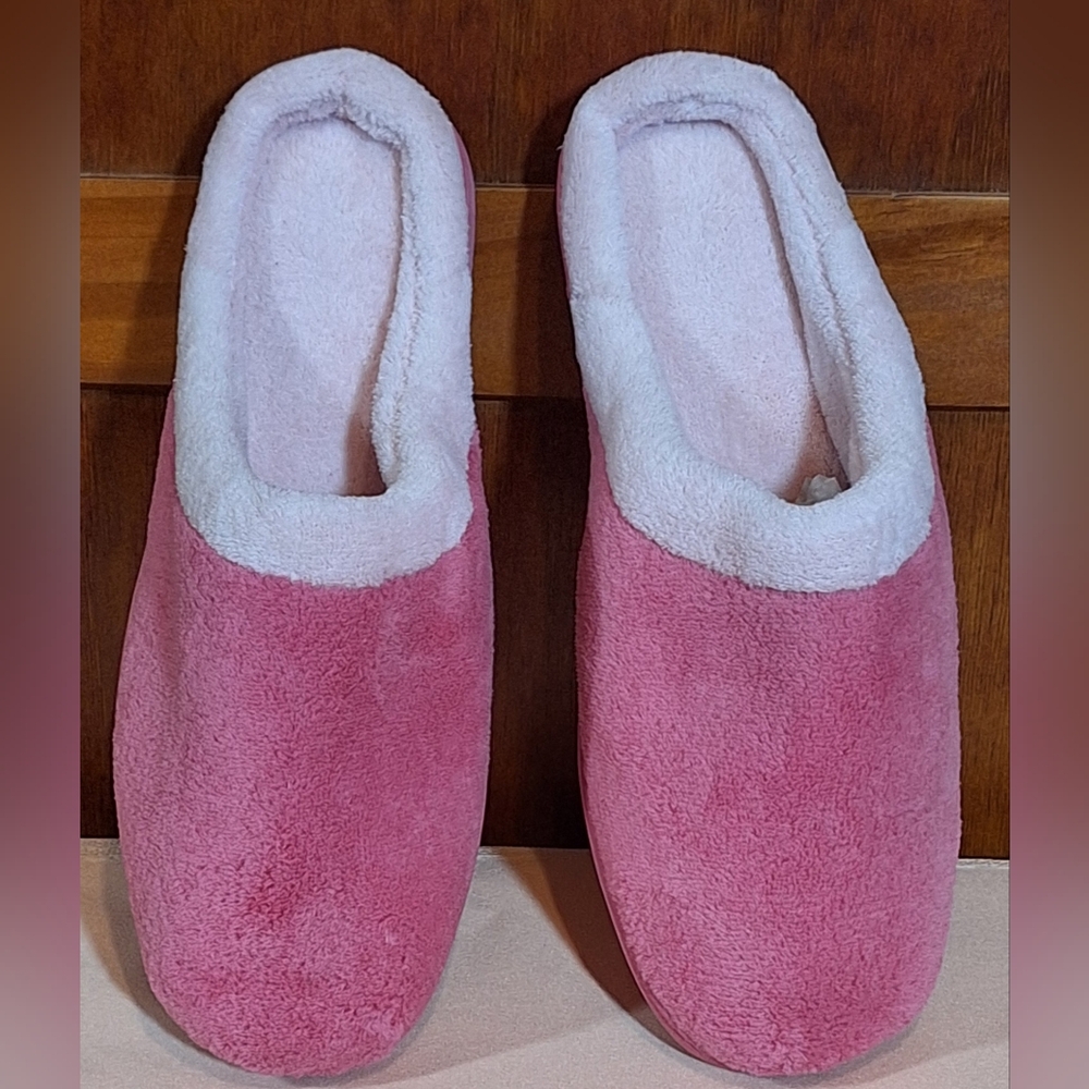 🌷NWOT SLIPPERS Size M (7/8)